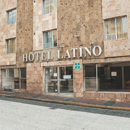 Hotel Latino グアダラハラ エクステリア 写真