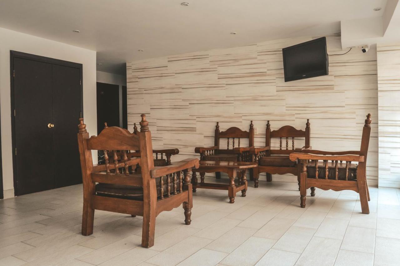Hotel Latino グアダラハラ エクステリア 写真