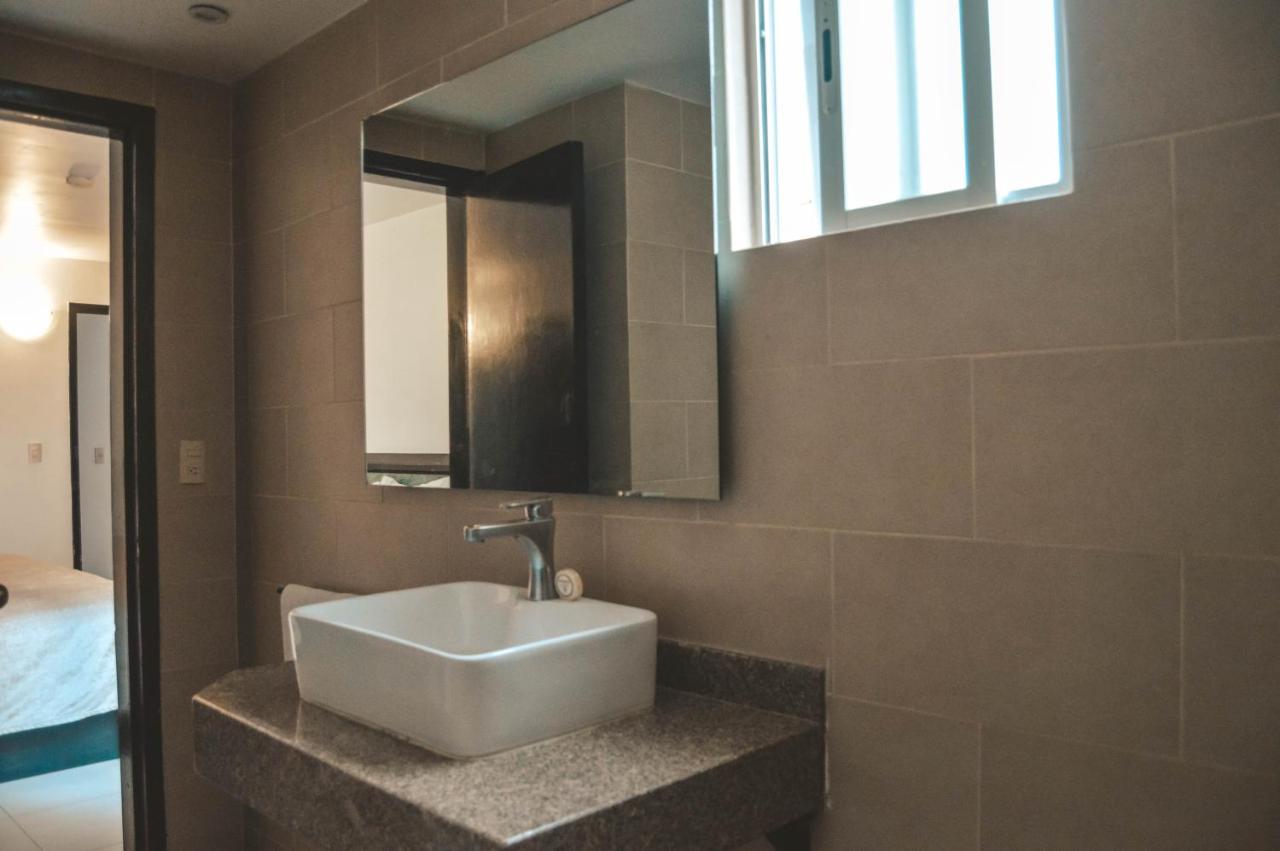 Hotel Latino グアダラハラ エクステリア 写真