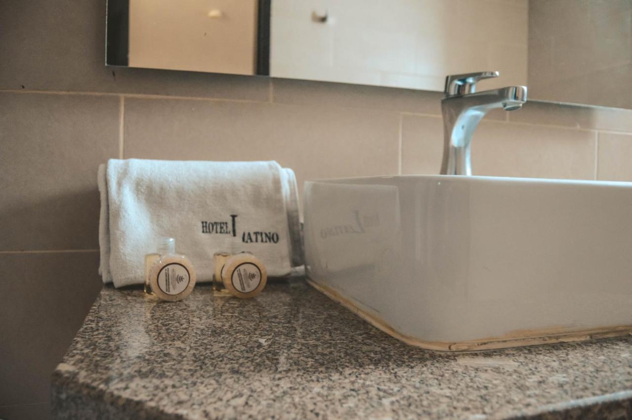 Hotel Latino グアダラハラ エクステリア 写真