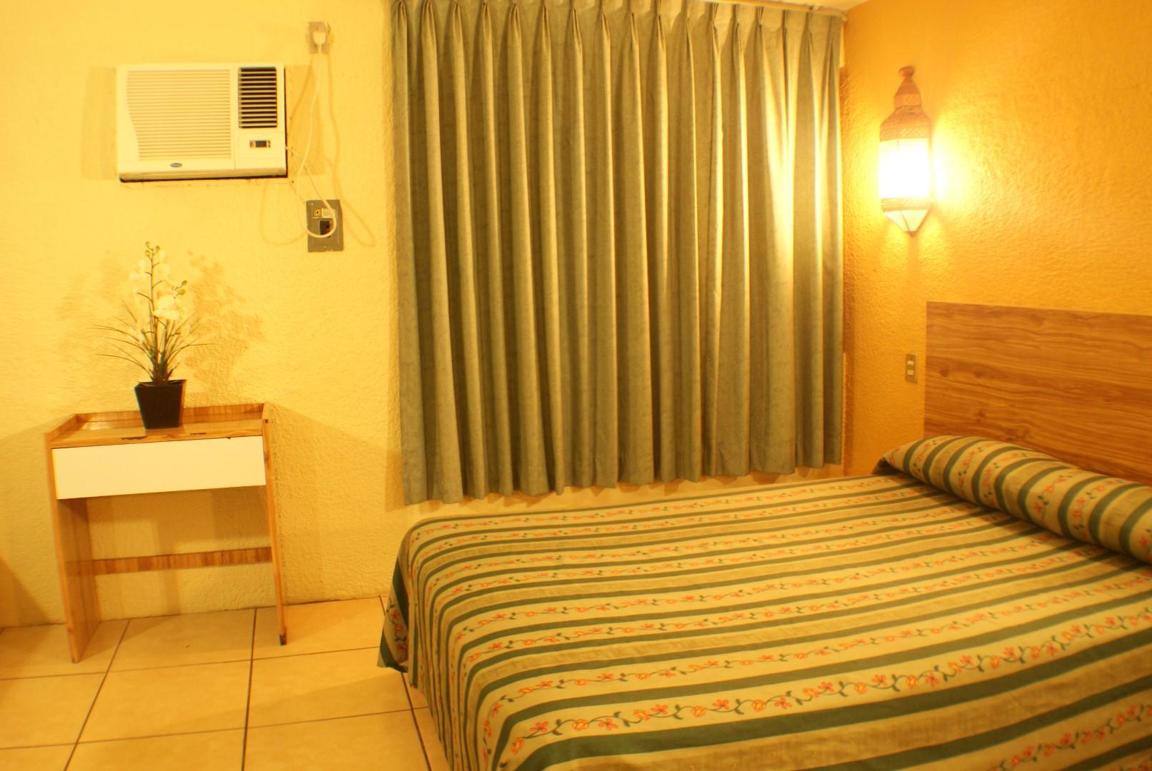 Hotel Latino グアダラハラ エクステリア 写真