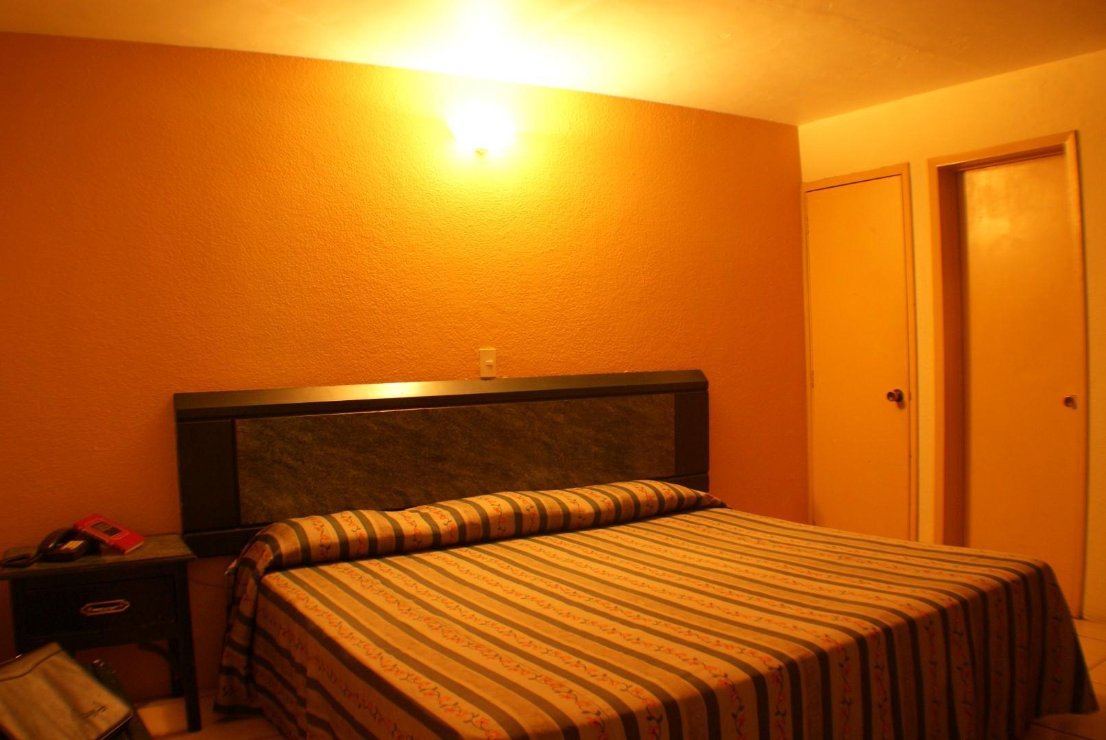 Hotel Latino グアダラハラ エクステリア 写真