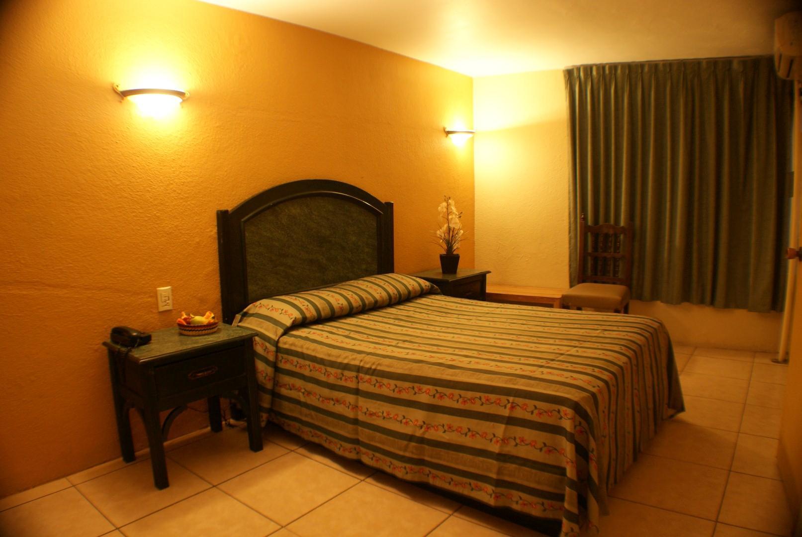 Hotel Latino グアダラハラ エクステリア 写真